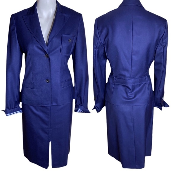 Louis Feraud Dresses & Skirts - Louis Feraud Woman’s Navy Suit 99% Fine Wool /1% Cashmere Size 4
